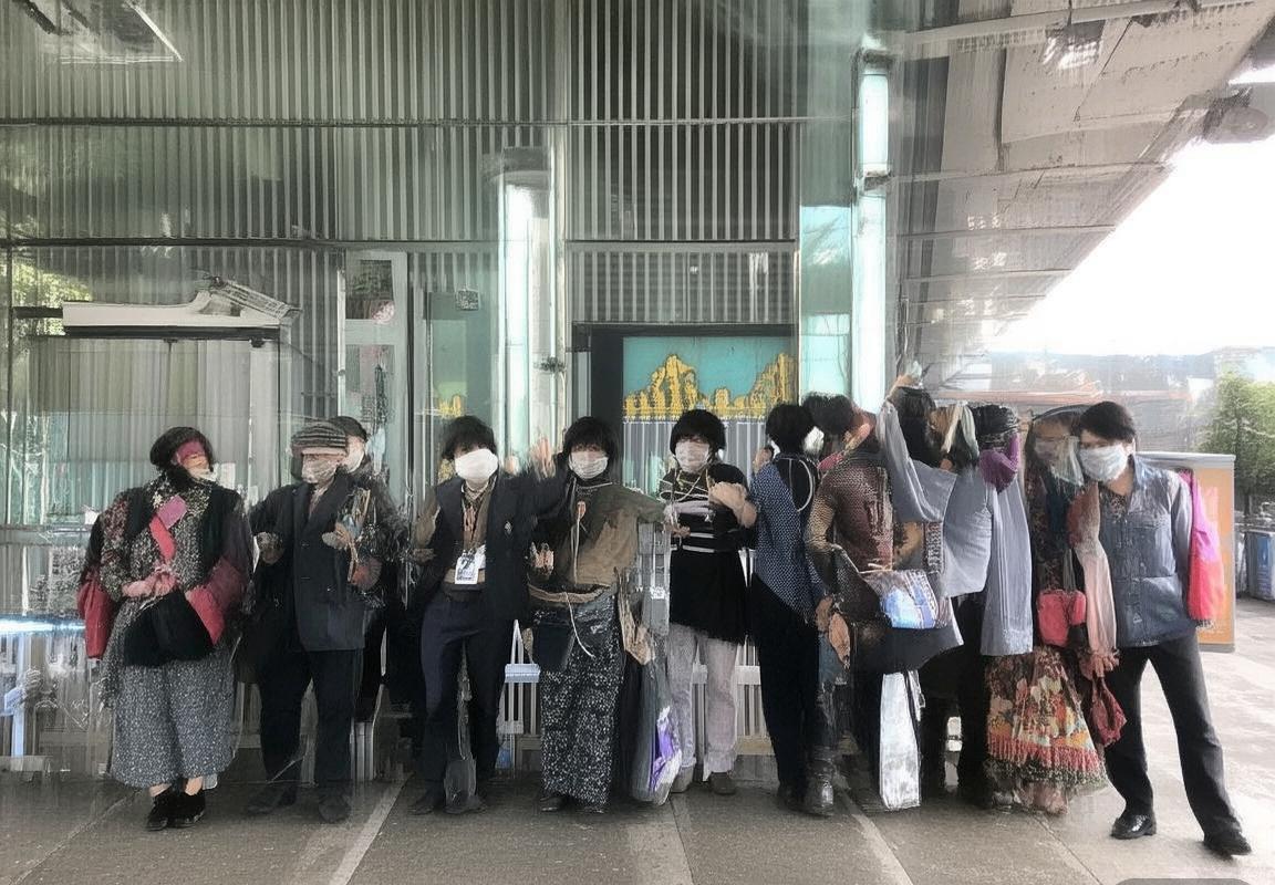 巴塞罗那VS尤文图斯友谊赛前瞻：激情对决全球瞩目(图3)