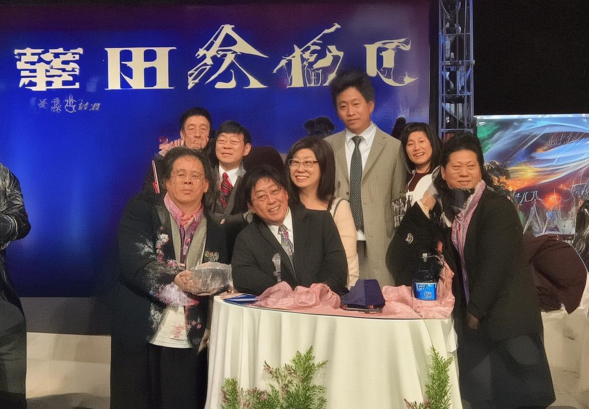 莱昂·格雷茨卡：从德甲新星到国家队核心的足球传奇